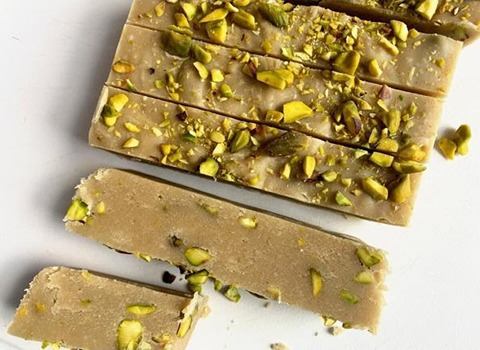 تصویر 1 از بهترین حلوا ارده سنتی + قیمت خرید عالی